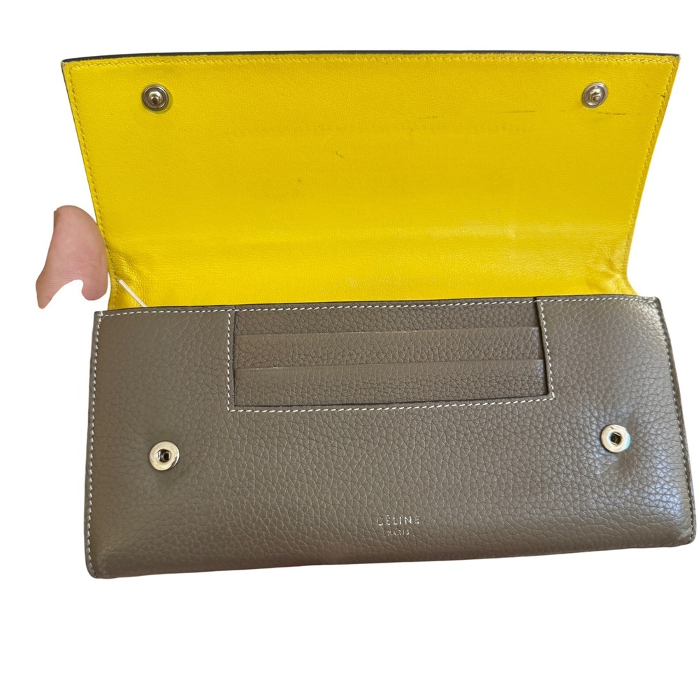Auth Celine Large Multifunction Flap Wallet Taupe Gray Yellow Grained Leather - Picture 4 of 10